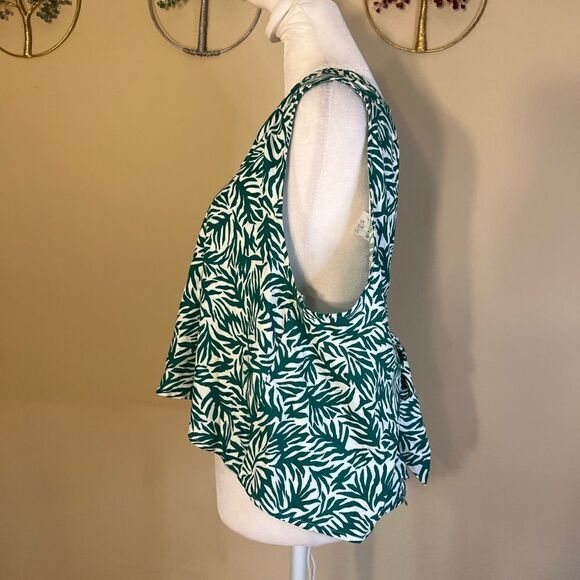 Topshop Green and White Abstract Leaf Print Tie Crop Size 10 - Picture 2 of 9